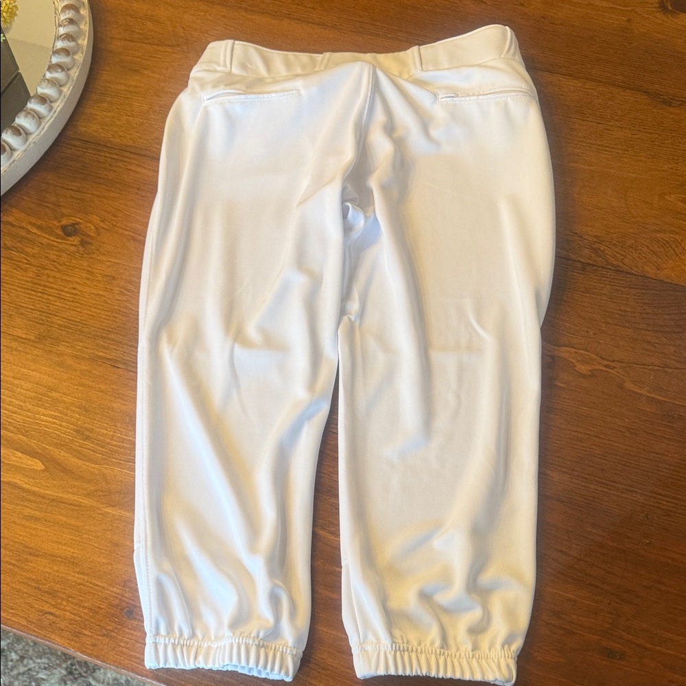 Women’s White Athletic Bottoms softball 🥎 pants - Picture 4 of 5